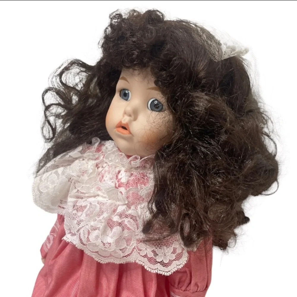 Vintage Music Box Doll Porcelain Musical Mermosa Cottage Core Lace Collectible